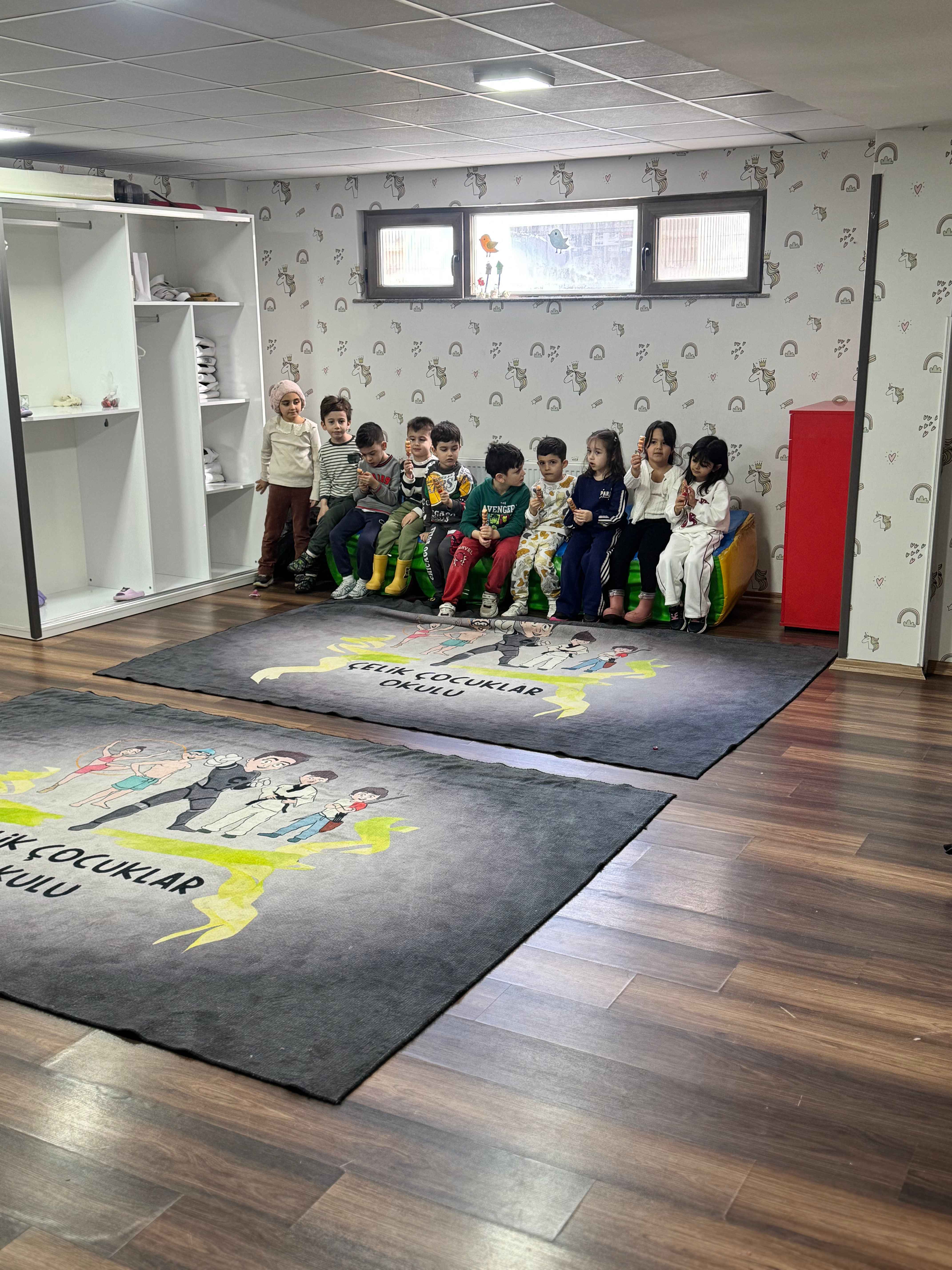 Kurumumuzdan Kareler